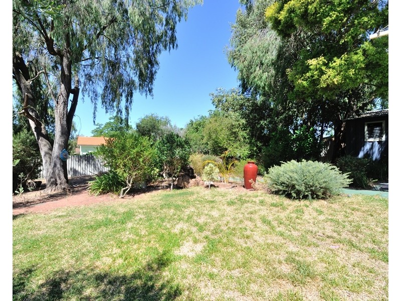 17 Ellis Court, Medina WA 6167