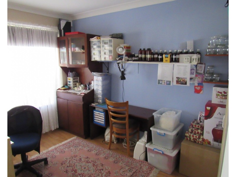 15  Palamuna Court, Hillman WA 6168