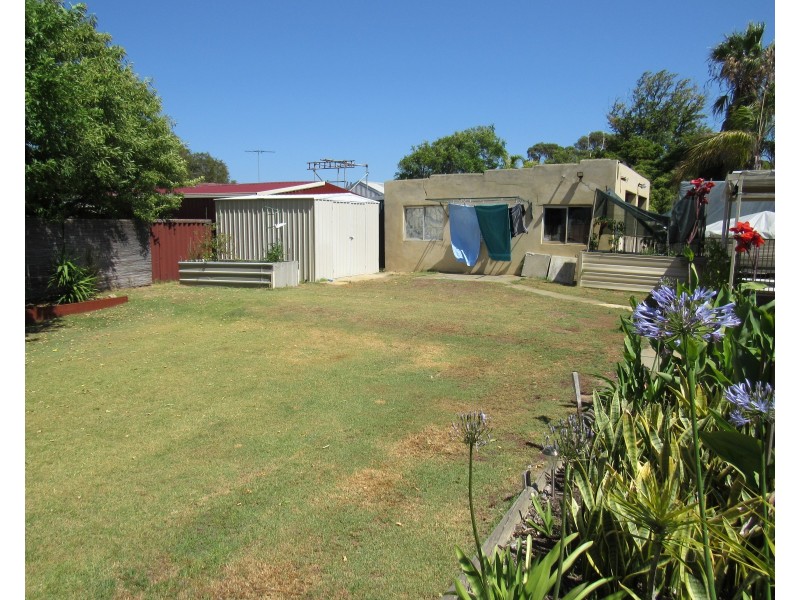 15  Palamuna Court, Hillman WA 6168