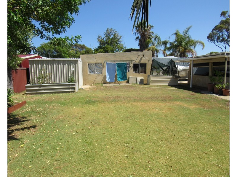 15  Palamuna Court, Hillman WA 6168