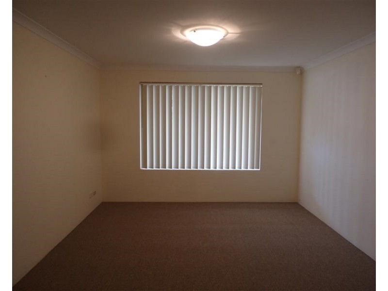 24 Pallarup Grove, Waikiki WA 6169
