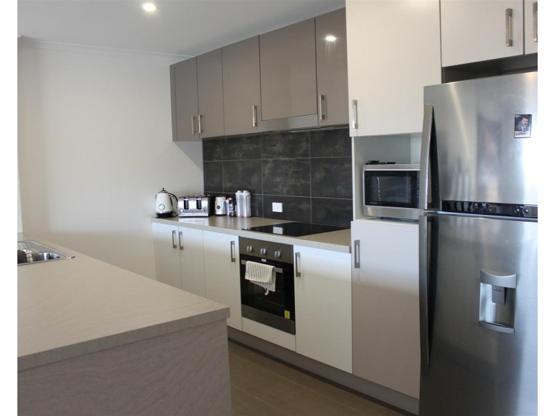 22/10 Pimlico Crescent, Wellard WA 6170