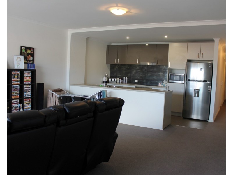 22/10 Pimlico Crescent, Wellard WA 6170