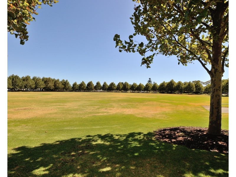 75/24 Flinders Lane, Rockingham WA 6168