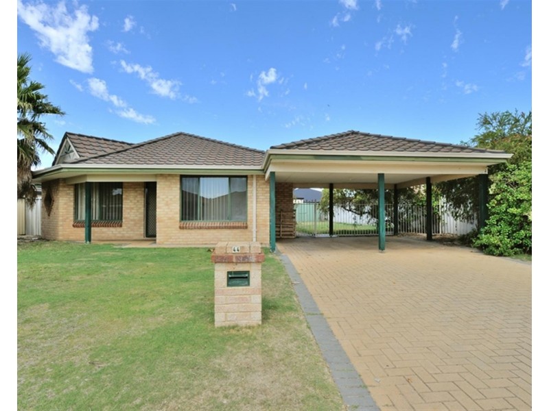 44 St Ettiene Gardens, Port Kennedy WA 6172