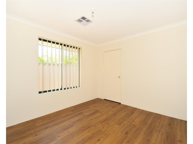 44 St Ettiene Gardens, Port Kennedy WA 6172