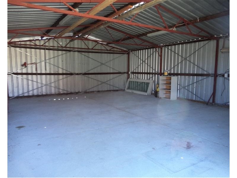 34 Wavelea Street, Safety Bay WA 6169