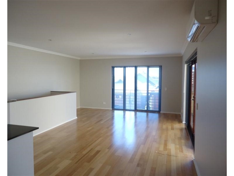 3/1 Sloan Street, Rockingham WA 6168