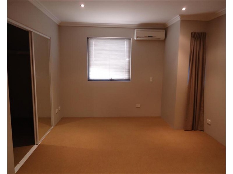 3/1 Sloan Street, Rockingham WA 6168