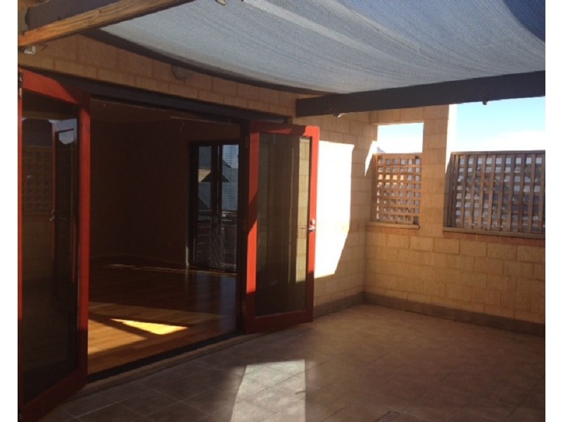 3/1 Sloan Street, Rockingham WA 6168