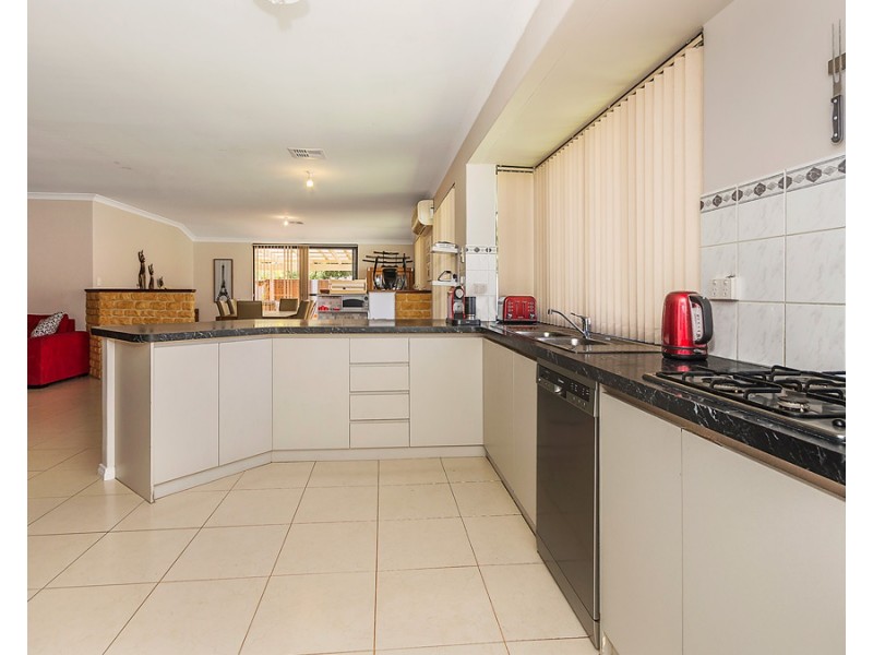 34 Moorburg Loop, Port Kennedy WA 6172