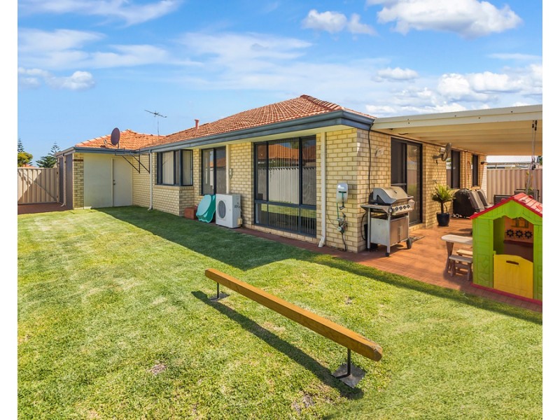34 Moorburg Loop, Port Kennedy WA 6172