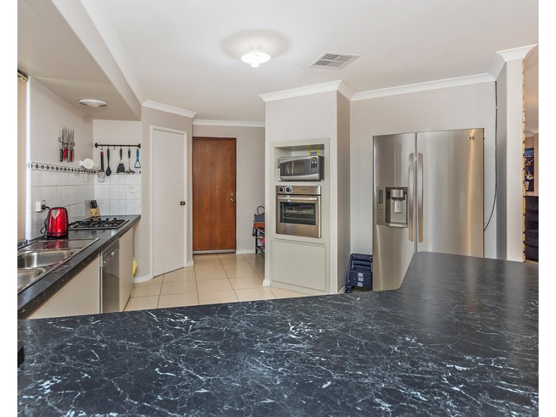 34 Moorburg Loop, Port Kennedy WA 6172