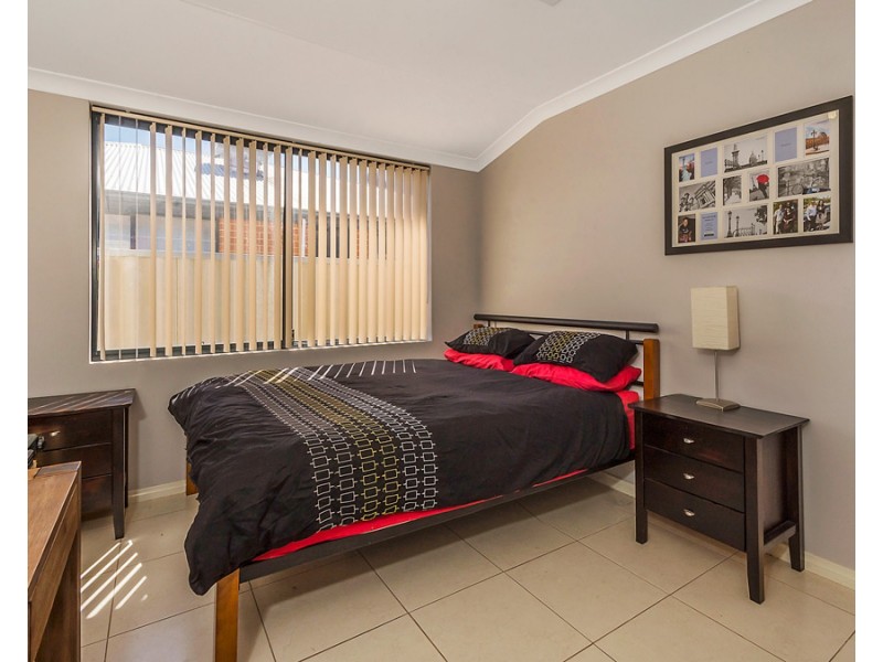 34 Moorburg Loop, Port Kennedy WA 6172