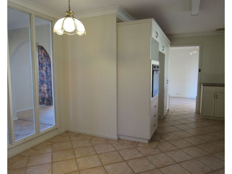 10 Viking Road, Waikiki WA 6169