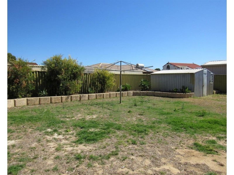 10 Viking Road, Waikiki WA 6169