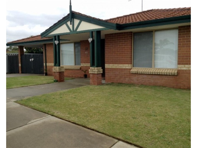 33 Charnley Gardens, Waikiki WA 6169