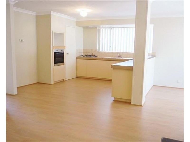 33 Charnley Gardens, Waikiki WA 6169