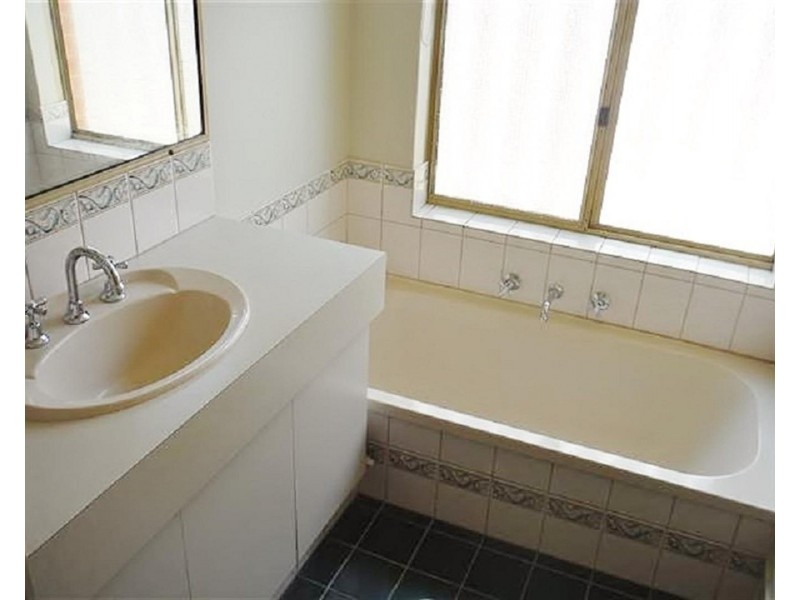 33 Charnley Gardens, Waikiki WA 6169