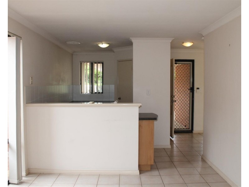 4 Pamplona Boulevard, Port Kennedy WA 6172