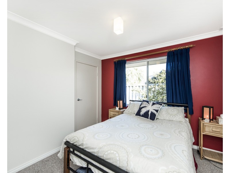 18 La Spezia Drive, Secret Harbour WA 6173