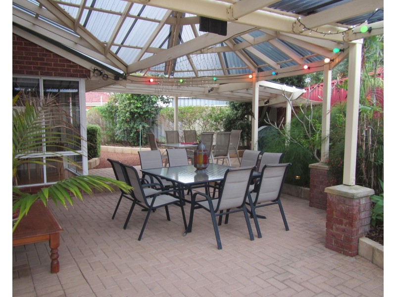 18 La Spezia Drive, Secret Harbour WA 6173