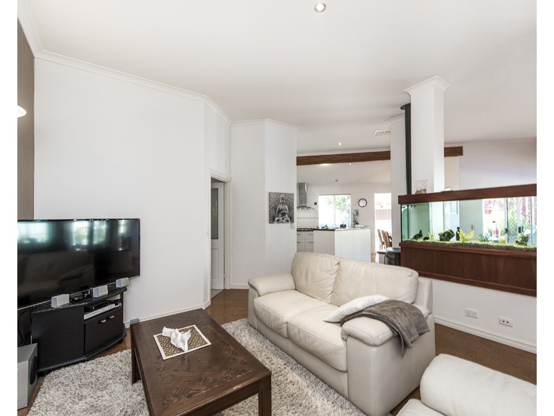 18 La Spezia Drive, Secret Harbour WA 6173