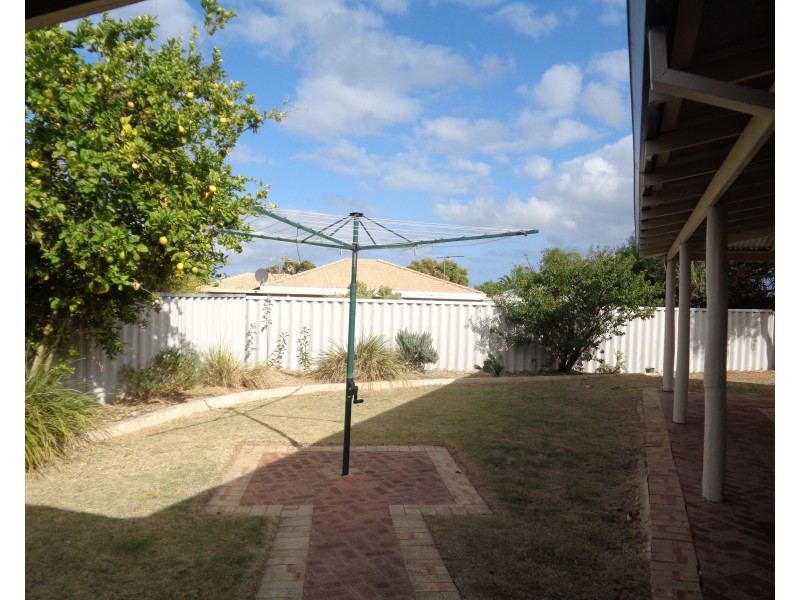 9 Ryde Close, Warnbro WA 6169