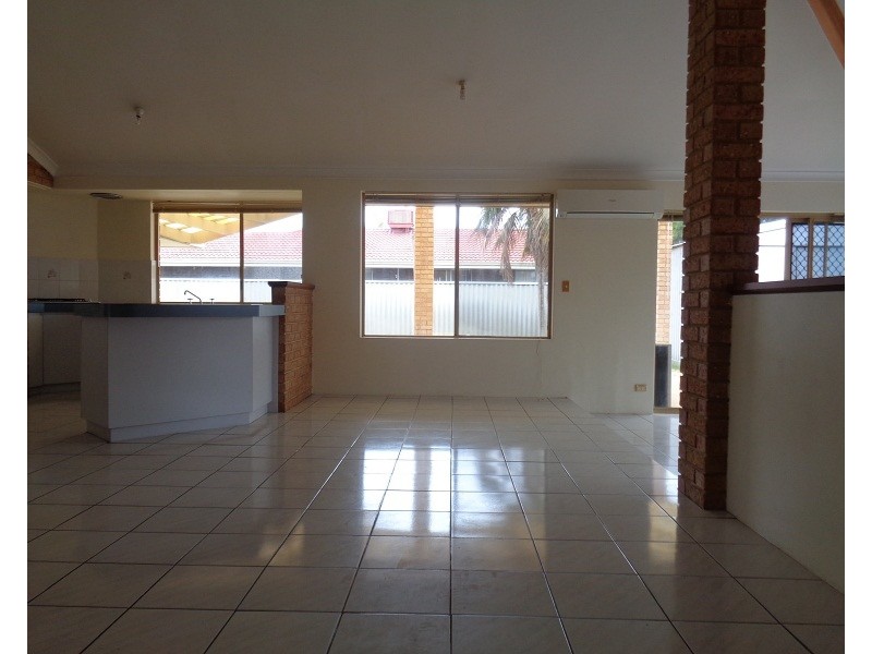 24 Welch Way, Warnbro WA 6169