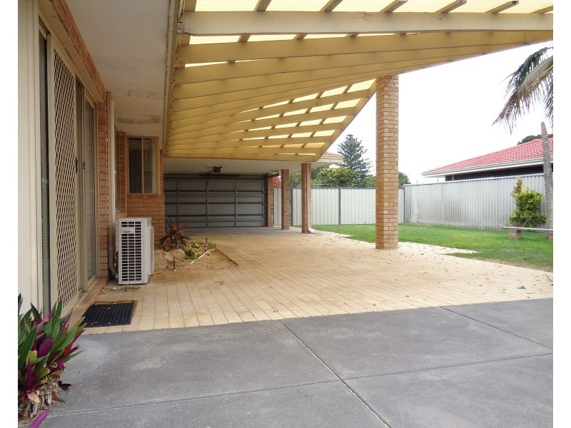 24 Welch Way, Warnbro WA 6169