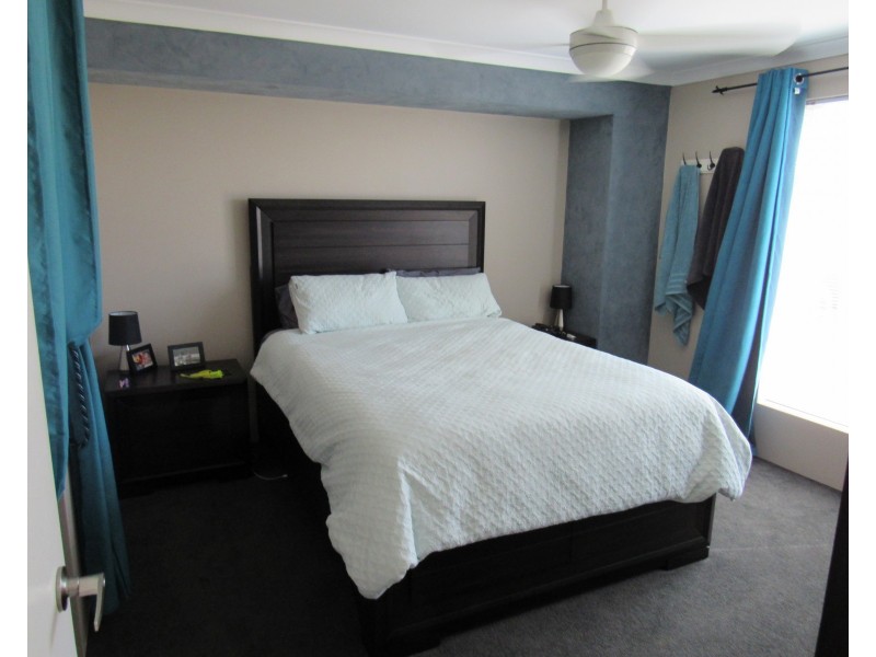 20 Buttermere Approach, Waikiki WA 6169