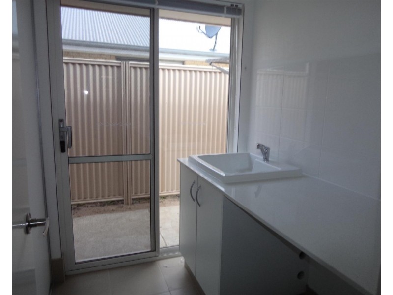 20 Buttermere Approach, Waikiki WA 6169