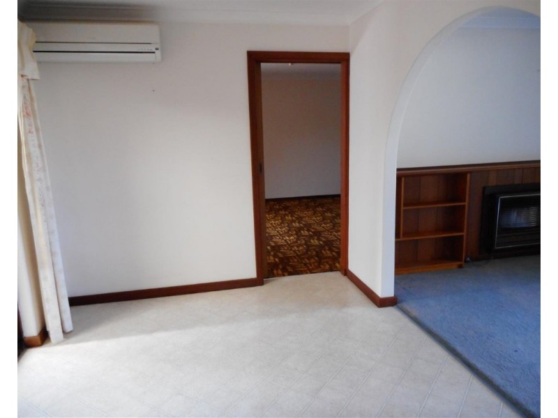 12 Donald Drive, Safety Bay WA 6169