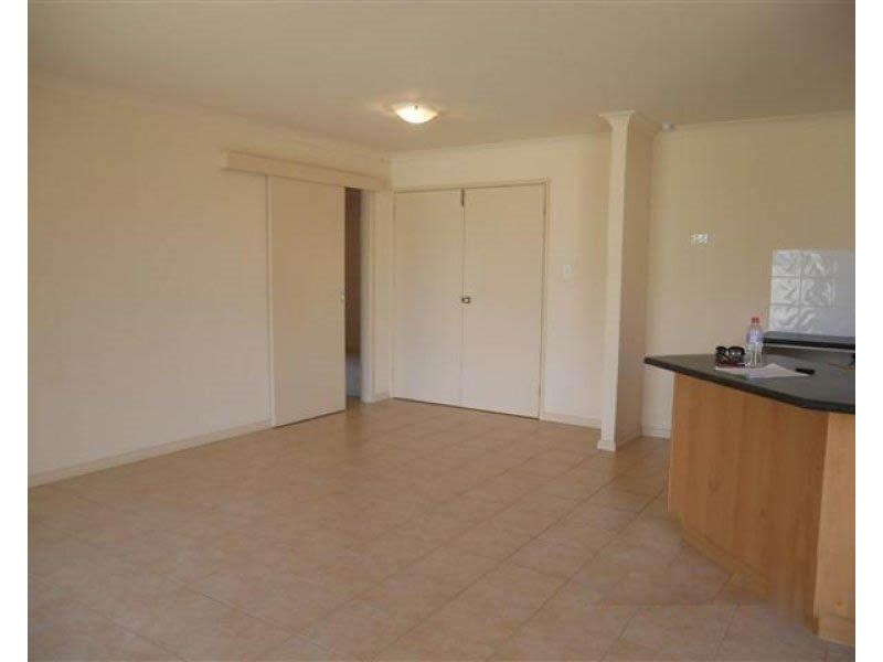 77 Montoro Drive, Port Kennedy WA 6172