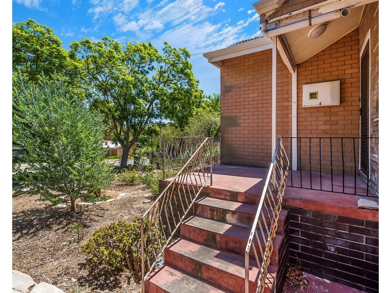 24 Budden Way, Medina WA 6167