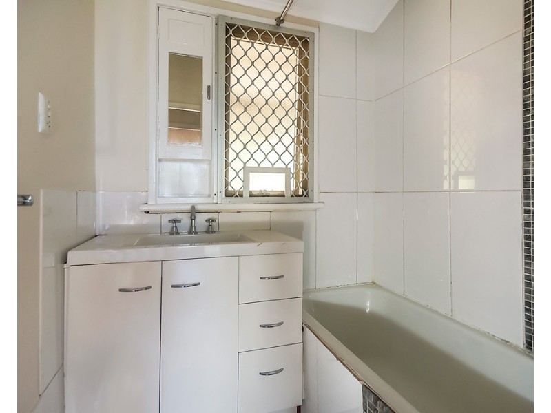 24 Budden Way, Medina WA 6167