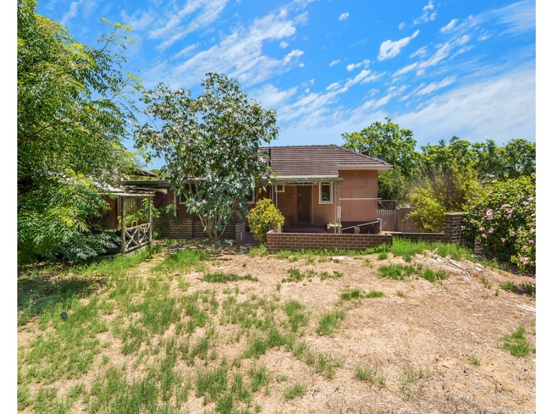 24 Budden Way, Medina WA 6167