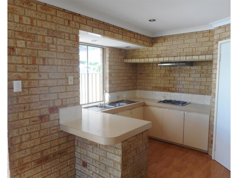 6 Brighton Close, Warnbro WA 6169