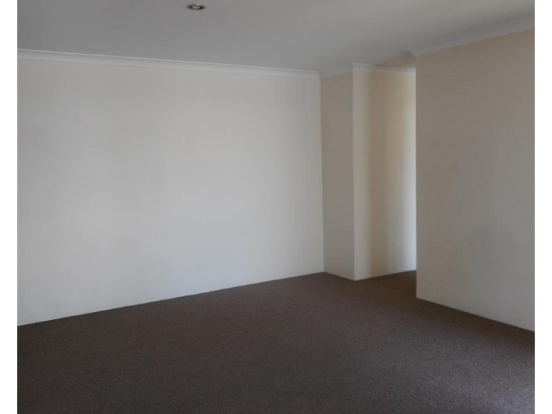 6 Brighton Close, Warnbro WA 6169