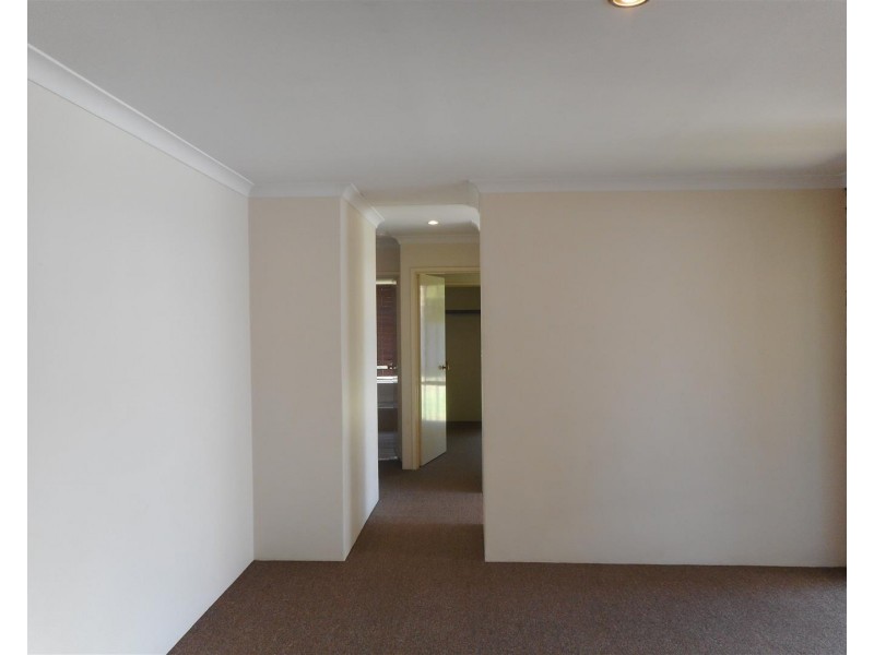 6 Brighton Close, Warnbro WA 6169