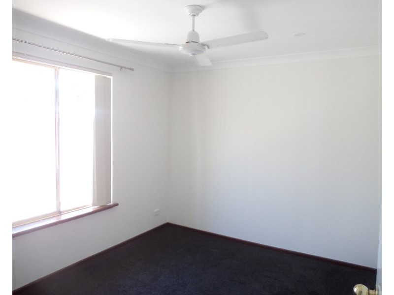 35 Gumnut Crescent, Safety Bay WA 6169