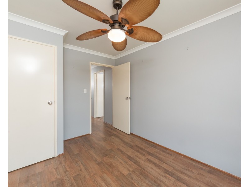 39 Coffs Bend, Secret Harbour WA 6173