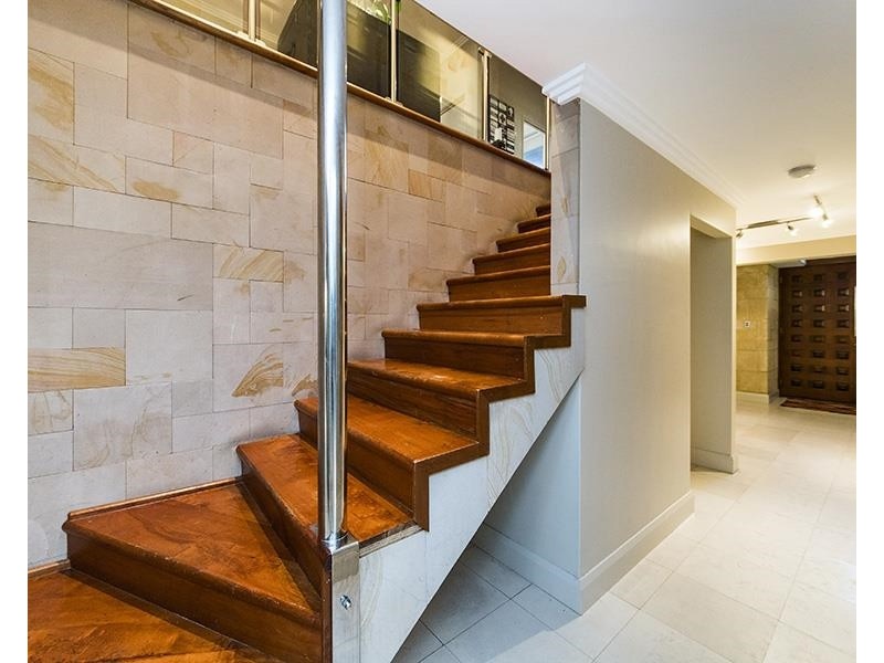 4  Cardiff Place, Warnbro WA 6169