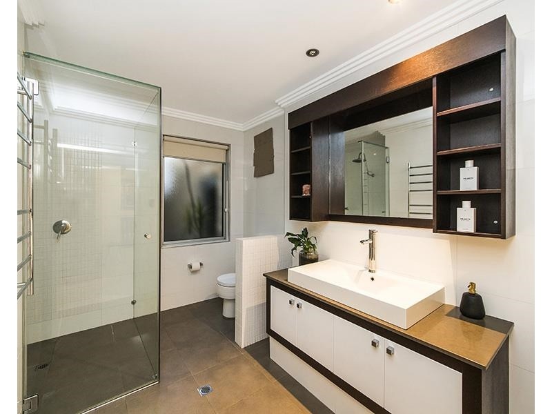 4  Cardiff Place, Warnbro WA 6169