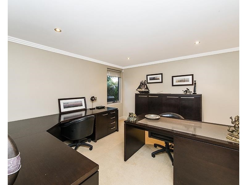4  Cardiff Place, Warnbro WA 6169