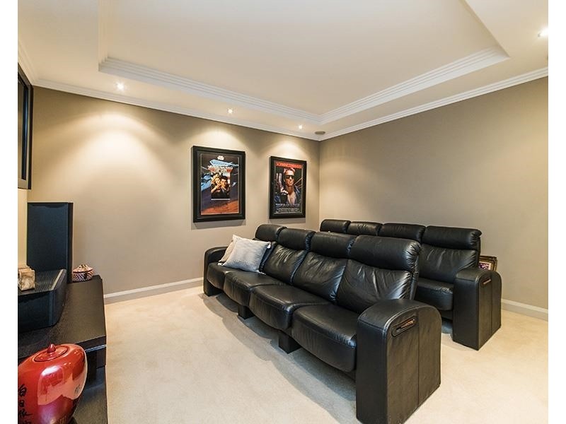 4  Cardiff Place, Warnbro WA 6169