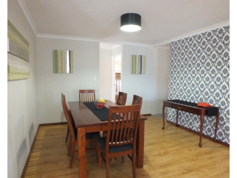 8 Armistice Way, Warnbro WA 6169