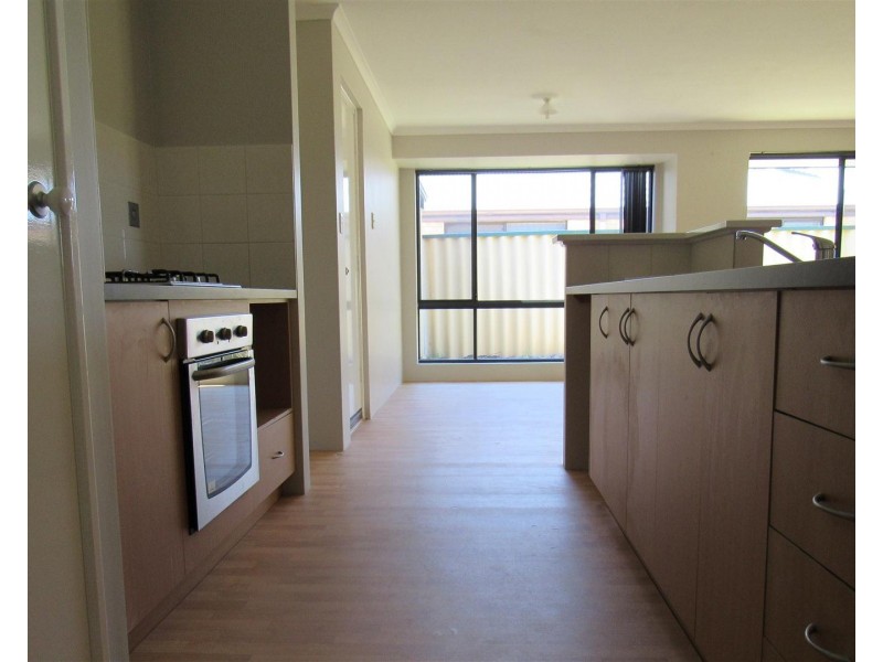 46 Wittecarra Crescent, Port Kennedy WA 6172