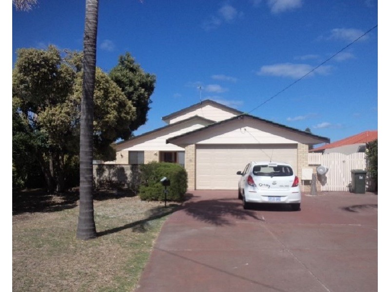 16 Ernest Street, Safety Bay WA 6169