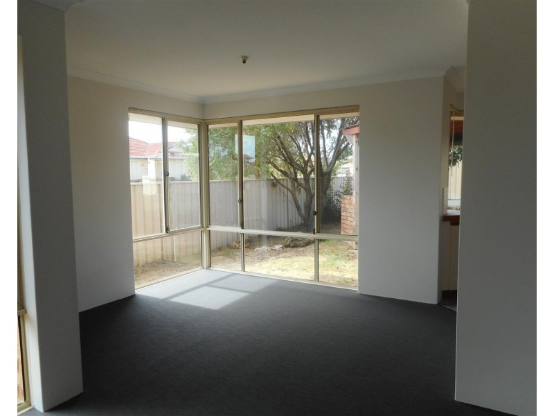 125 Grand Ocean Boulevard, Port Kennedy WA 6172